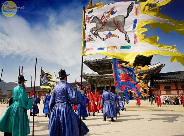 Đón năm mới 2018 Seoul -Đảo Nami-Công viên Everland-Khu trượt tuyết Jangjipine Đón năm mới 2018 Seoul -Đảo Nami-Công viên Everland-Khu trượt tuyết Jangjipine
